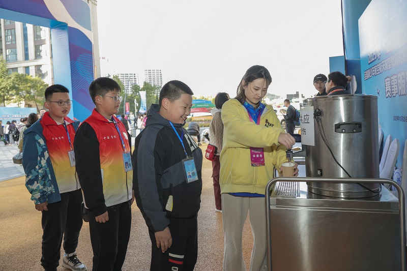 �������˹��� - ȫ�����ȵĺ�������ƽ̨